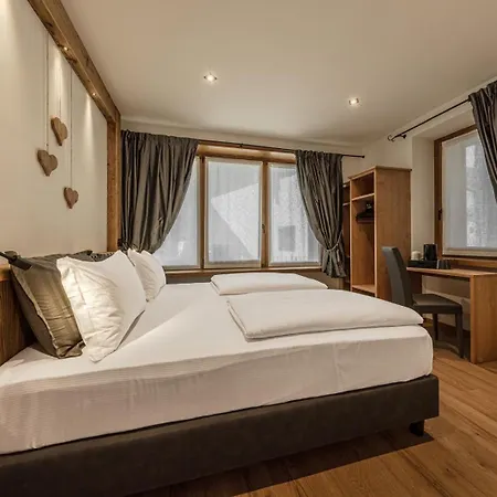 Bed & Breakfast Le Crode 3*